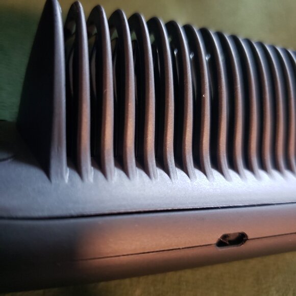 Electric ionic hair straightener brush(hot comb), and blowout thermal brush - Picture 4 of 7